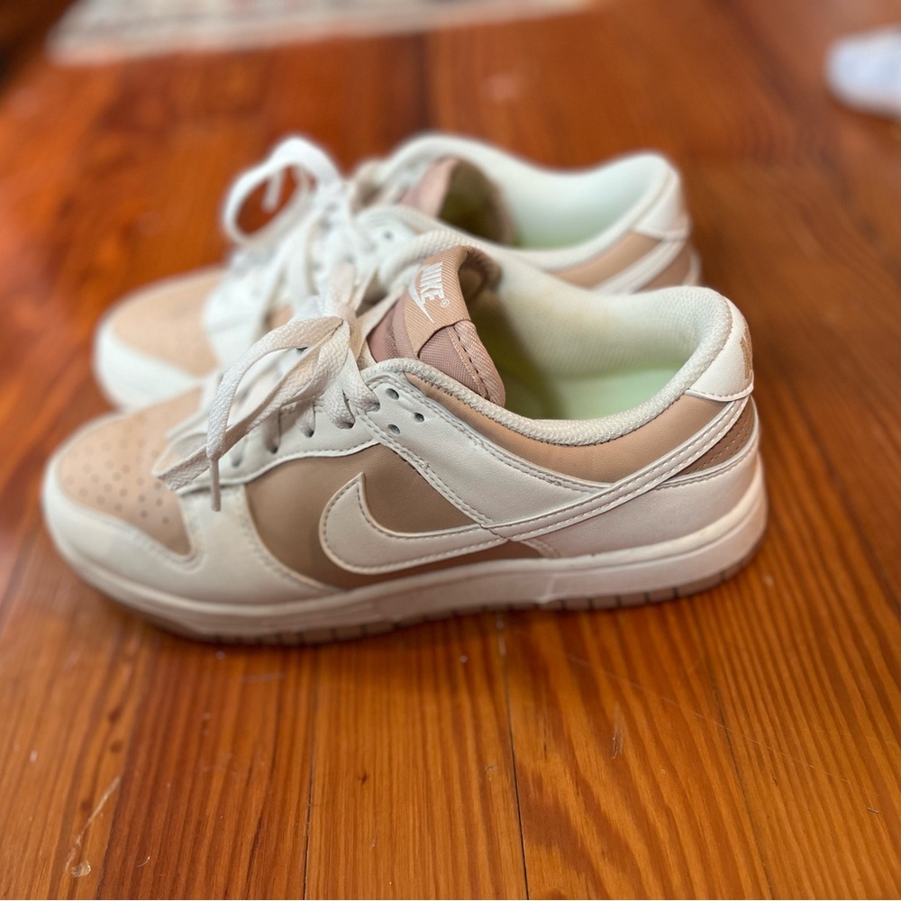 Nike Dunks size 7.5 beige and white